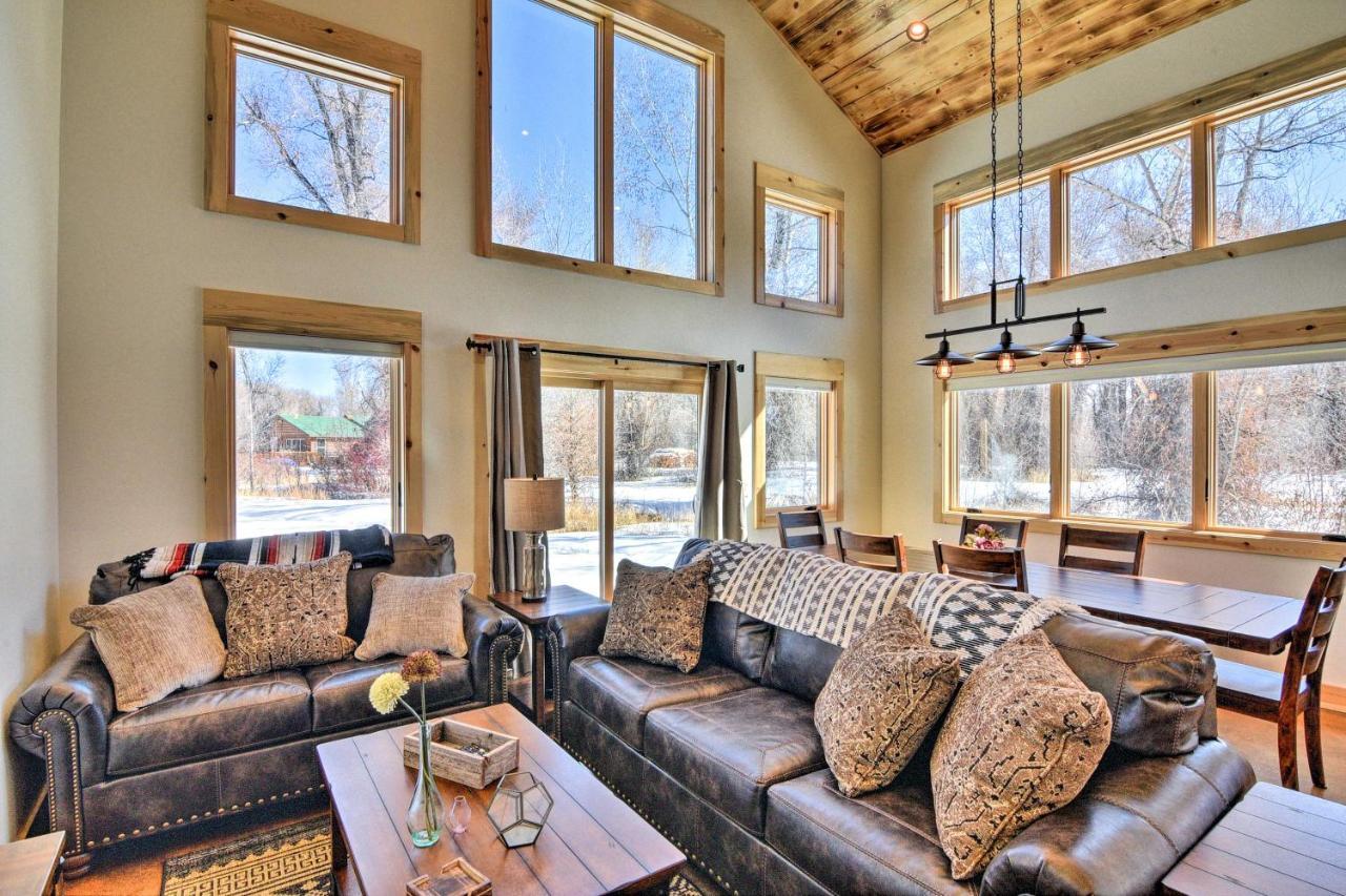 Riverfront Home With Bbq 2 Mi To Downtown Gunnison! Екстериор снимка