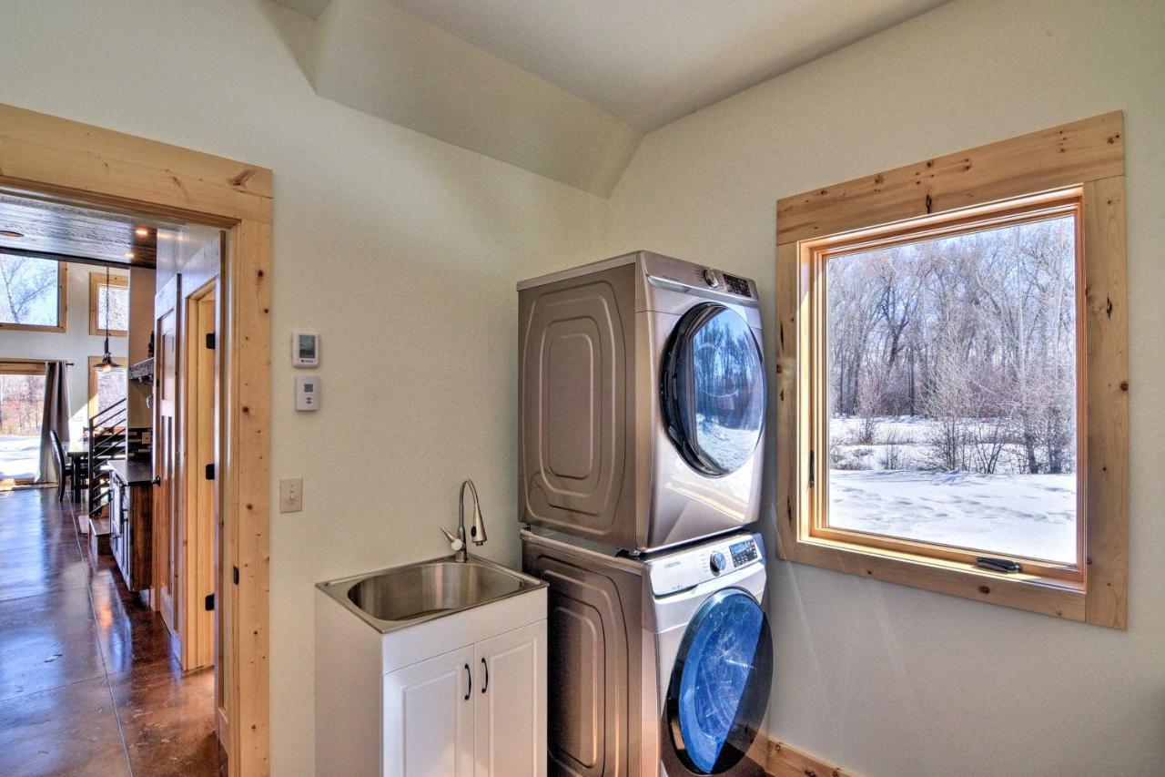 Riverfront Home With Bbq 2 Mi To Downtown Gunnison! Екстериор снимка