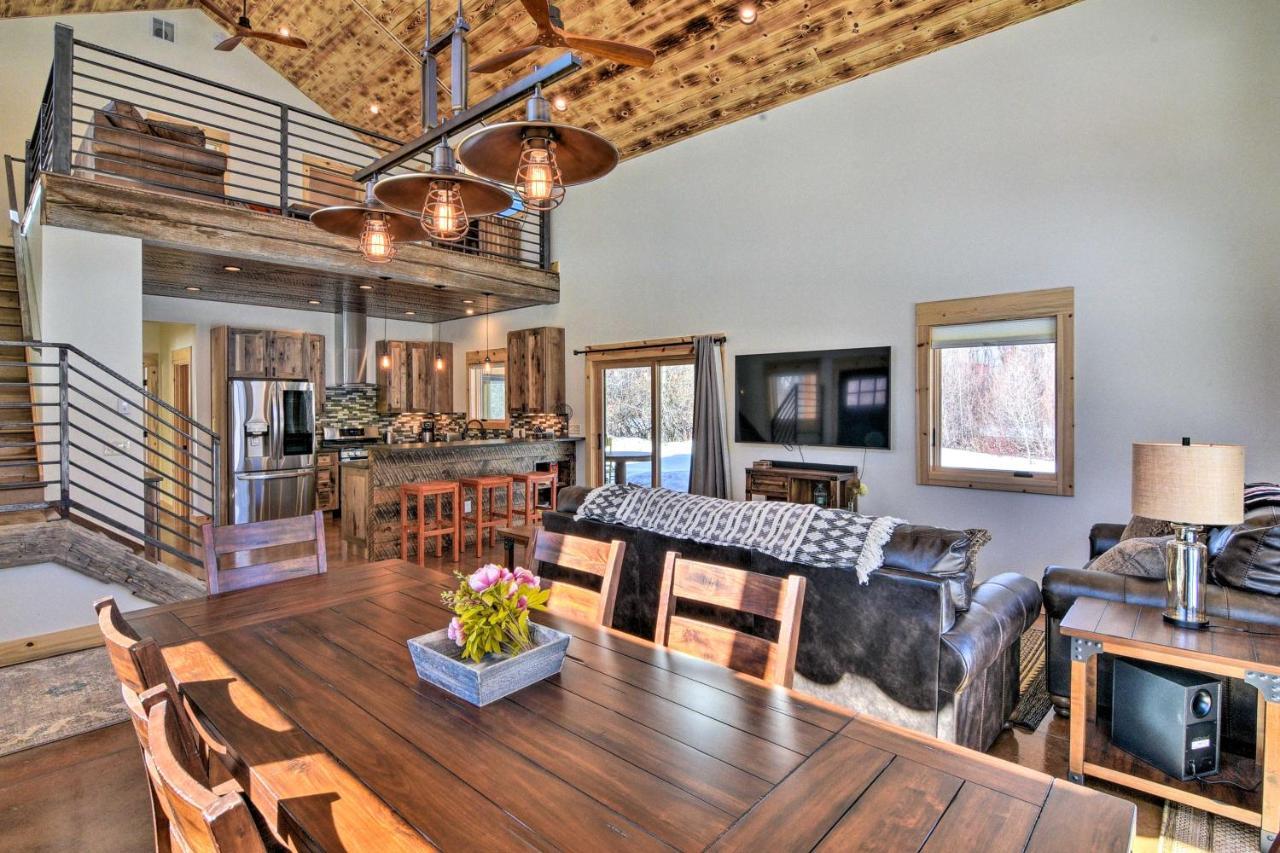 Riverfront Home With Bbq 2 Mi To Downtown Gunnison! Екстериор снимка