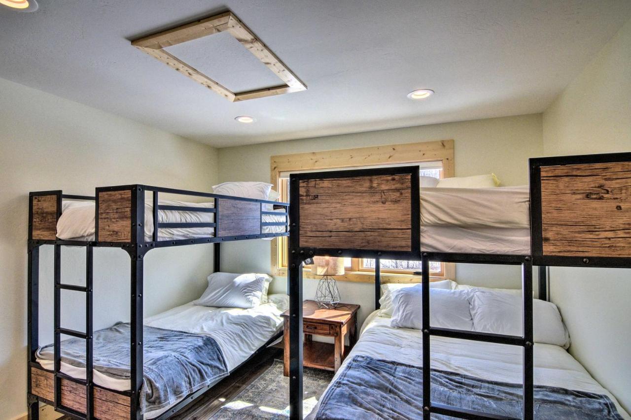 Riverfront Home With Bbq 2 Mi To Downtown Gunnison! Екстериор снимка