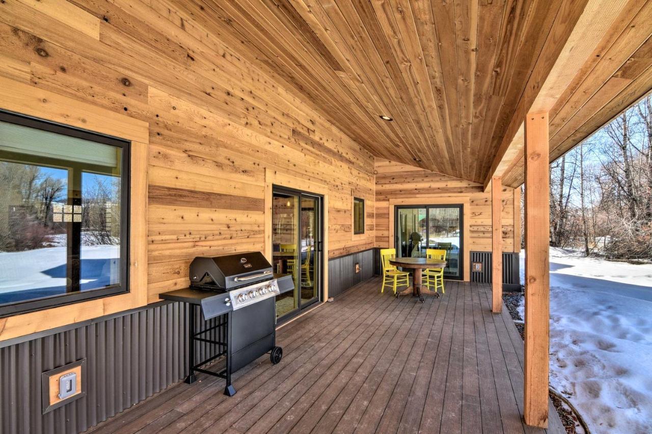 Riverfront Home With Bbq 2 Mi To Downtown Gunnison! Екстериор снимка